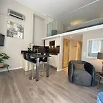 شقة On Cote D'azur With Beachfront Views