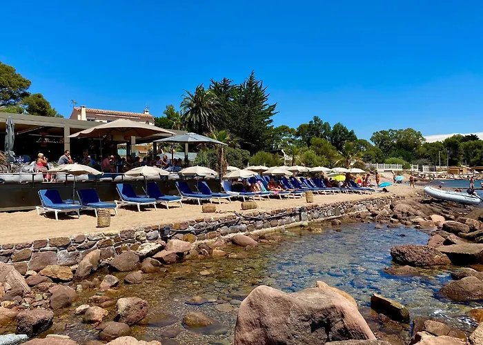 On Cote D'azur With Beachfront Views * Saint-Raphaël