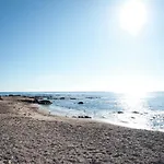 On Cote D'azur With Beachfront Views Lägenhet *