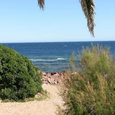 Апартаменты On Cote D'azur With Beachfront Views Сен-Рафаэль