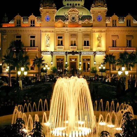 Апартаменты On Cote D'azur With Beachfront Views Сен-Рафаэль