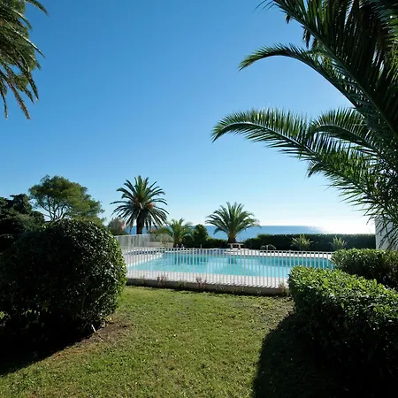 On Cote D'azur With Beachfront Views Lejlighed Saint-Raphaël