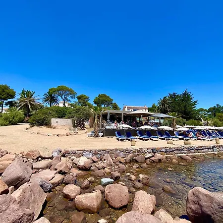 On Cote D'azur With Beachfront Views Апартаменты