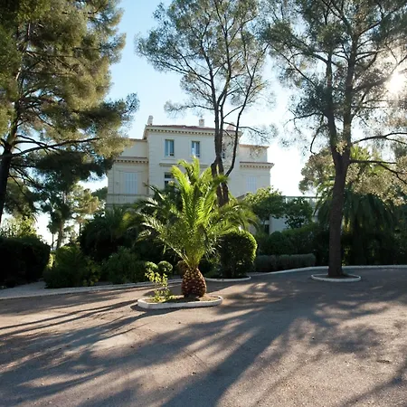 On Cote D'azur With Beachfront Views Апартаменты Сен-Рафаэль