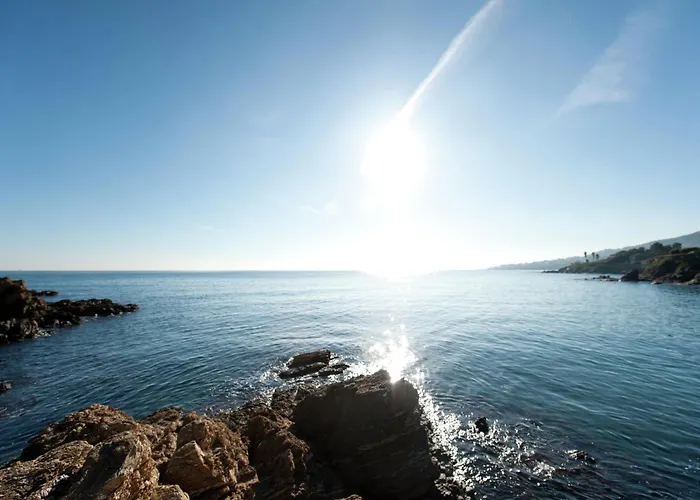On Cote D'azur With Beachfront Views