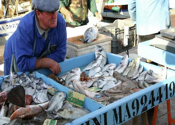 On Cote D'azur With Beachfront Views Апартаменты