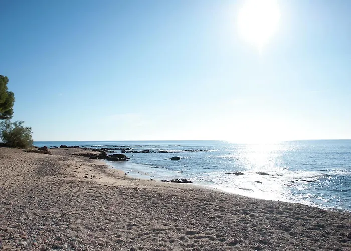 On Cote D'azur With Beachfront Views Апартаменты *