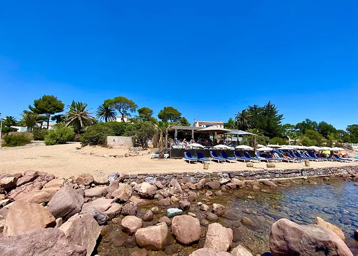 On Cote D'azur With Beachfront Views Apartment